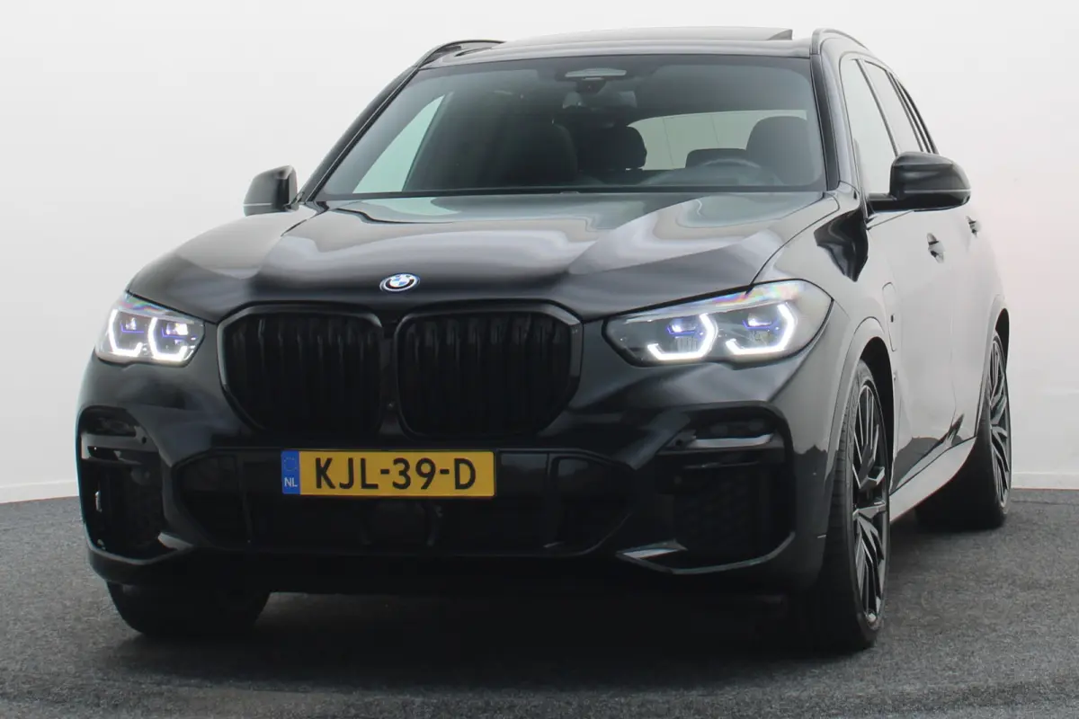 xDrive45e High Executive Laser, Panoramadak, Head-Up, 360° Camera, ACC, Luchtvering, H&K, Trekhaak, 22"