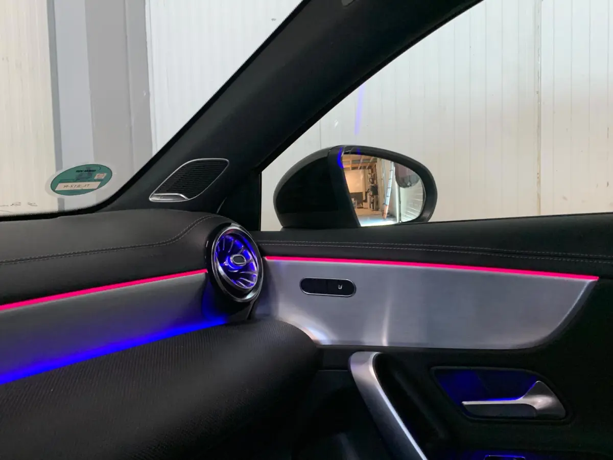 200 Launch Edition Premium | AMG/NIGHT | PANO | AMBIANCE | DAB | CAMERA
