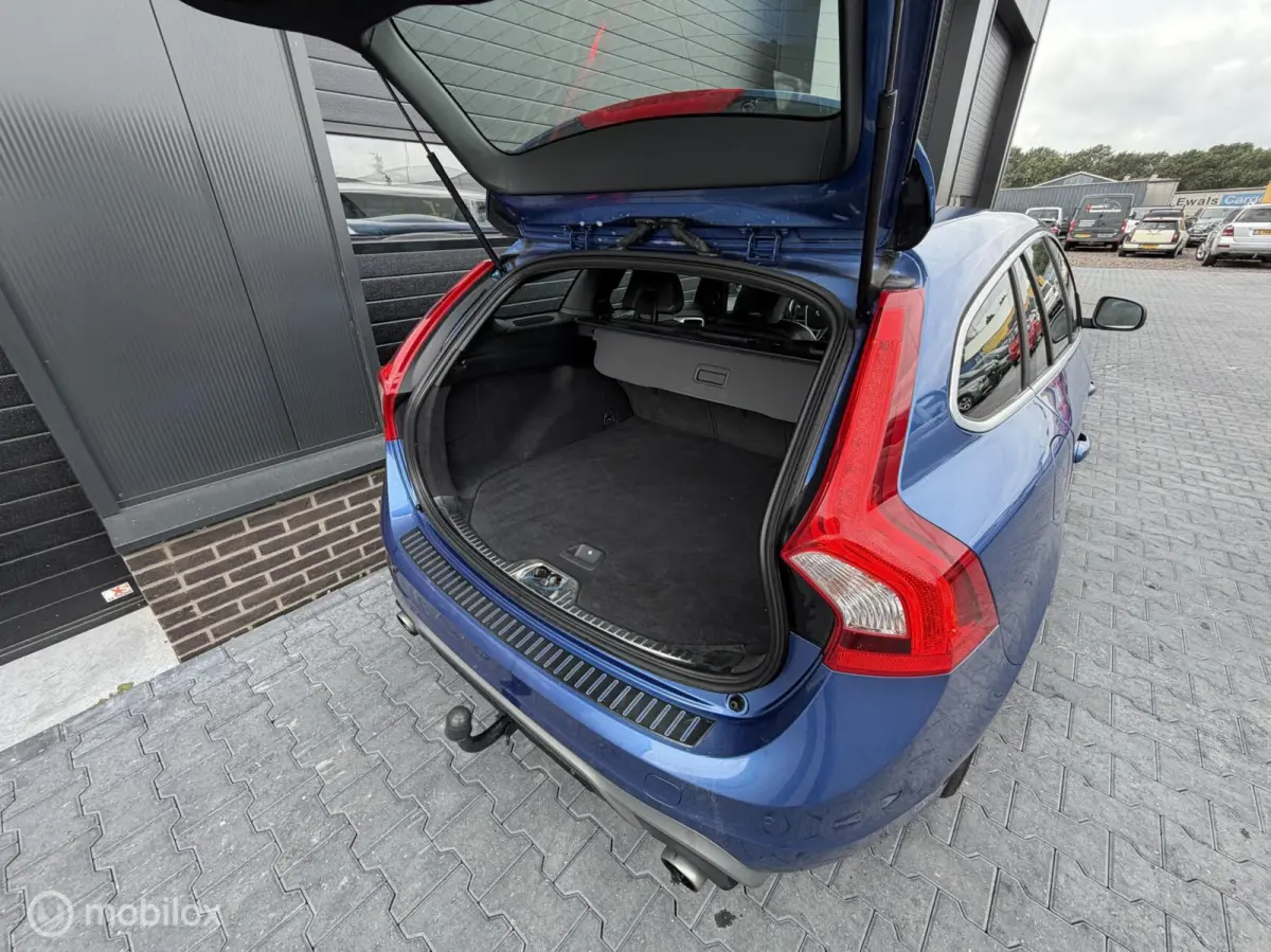 2.0 T4 R-Design Automaar! goed onderhouden! Nette staat!