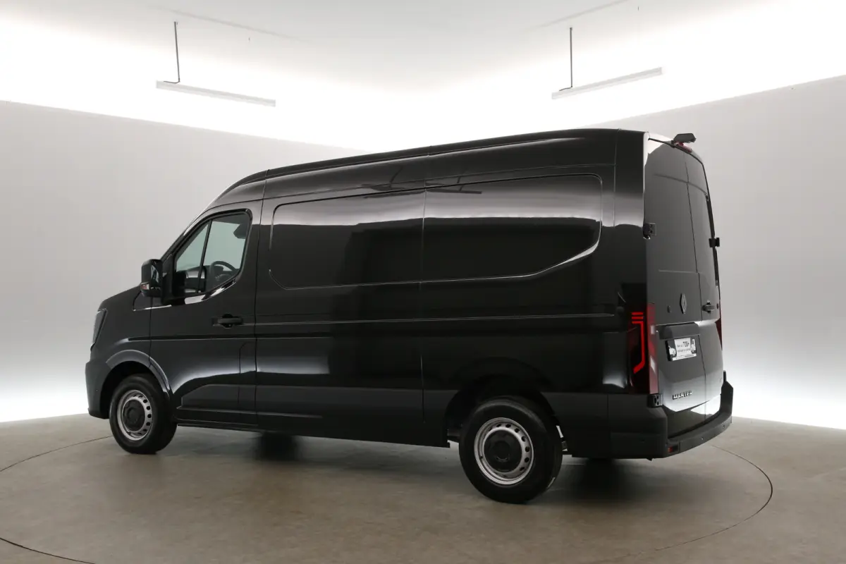87 kWh Long Range L2H2 | NIEUW | Clima | Carplay | 2500kg Trekgew. | Trekhaak | Camera | 3 Zits | LED | Parkeersens.