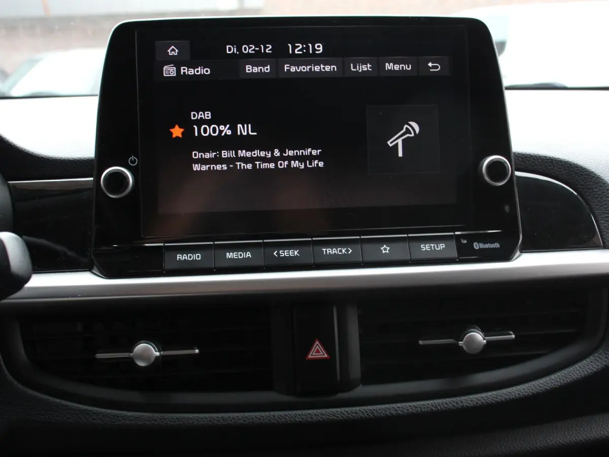 1.0 DPi Automaat DynamicLine Navigatie Apple Carplay/Android Auto Airco Camera DAB Lichtmetalen velgen Bluetooth