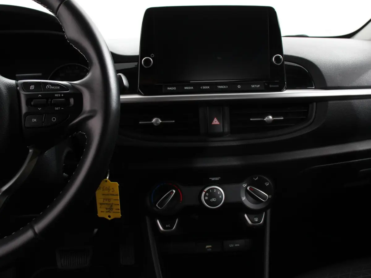 1.0 DPi Automaat DynamicLine Navigatie Apple Carplay/Android Auto Airco Camera DAB Lichtmetalen velgen Bluetooth