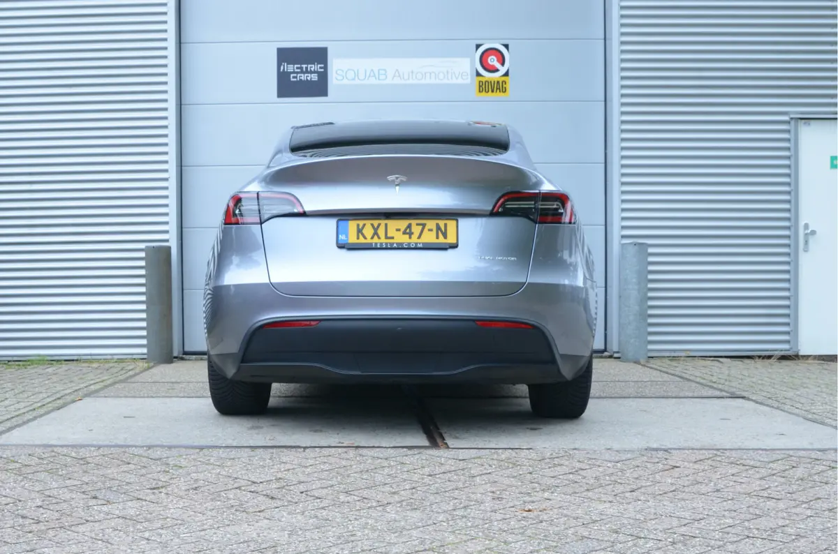 Long Range AWD 75 kWh AutoPilot3.0 Ryzen