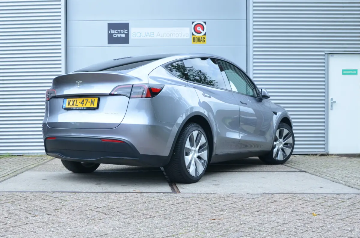 Long Range AWD 75 kWh AutoPilot3.0 Ryzen