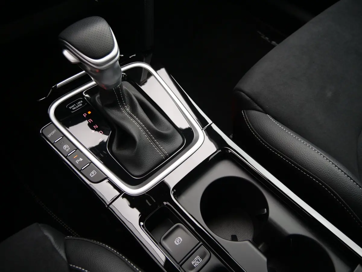 1.5 T-GDi GT-Line 141 Pk Automaat Navi / DAB / Apple Carplay / Pano-dak / Camera