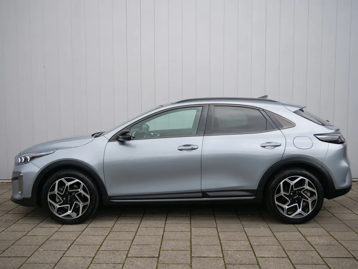 1.5 T-GDi GT-Line 141 Pk Automaat Navi / DAB / Apple Carplay / Pano-dak / Camera