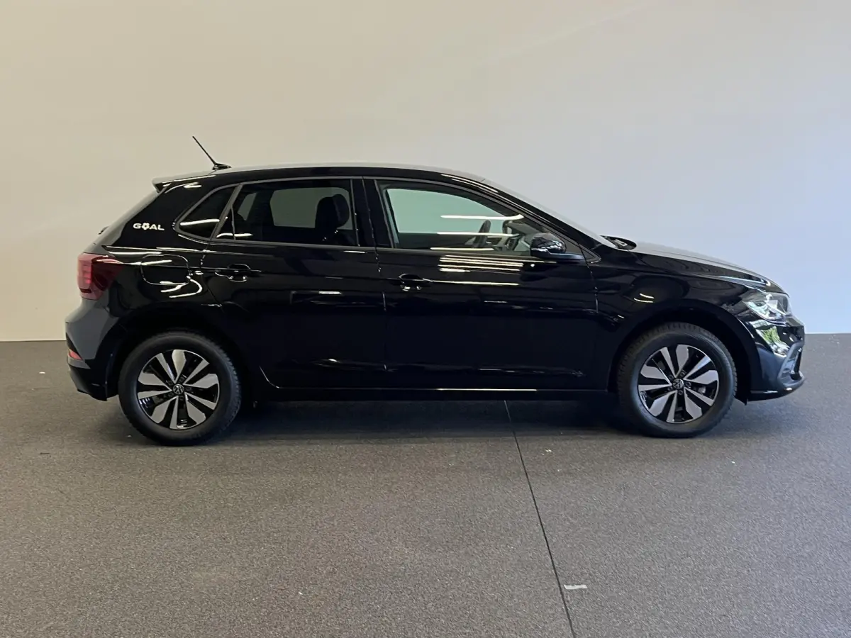 1.0 TSI Automaat Goal Navigatie Apple Carplay/Android Auto Parkeersensoren Adaptive Cruise Control Stoelverwarming Matrix LED koplampen Climate Control Lichtmetalen velgen