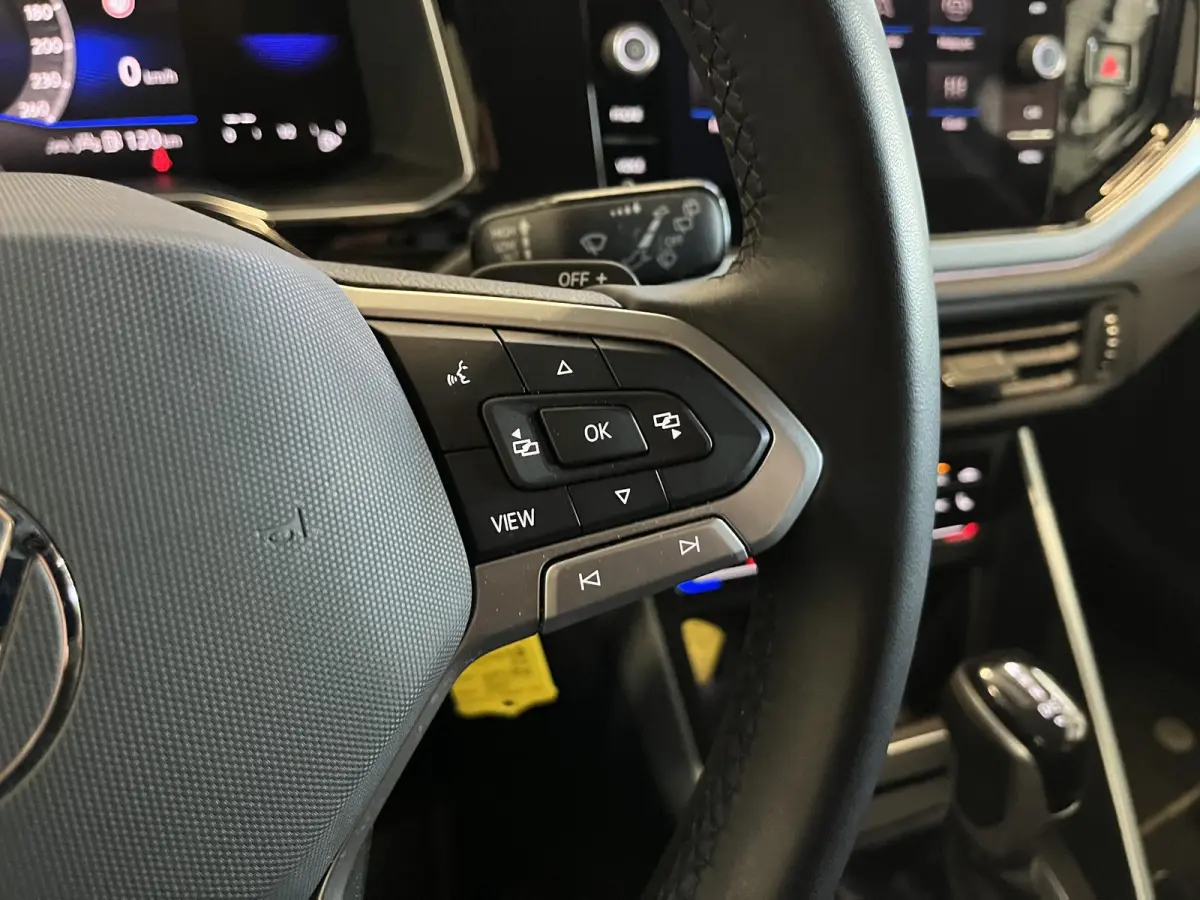 1.0 TSI Automaat Goal Navigatie Apple Carplay/Android Auto Parkeersensoren Adaptive Cruise Control Stoelverwarming Matrix LED koplampen Climate Control Lichtmetalen velgen