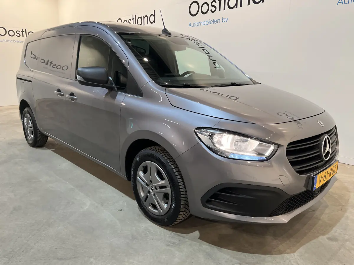 112 CDI L2 Pro / Euro 6 / Bott Inrichting / Airco / CarPlay / Cruise Control / Camera / Navigatie / Klep / 90.000 KM !!