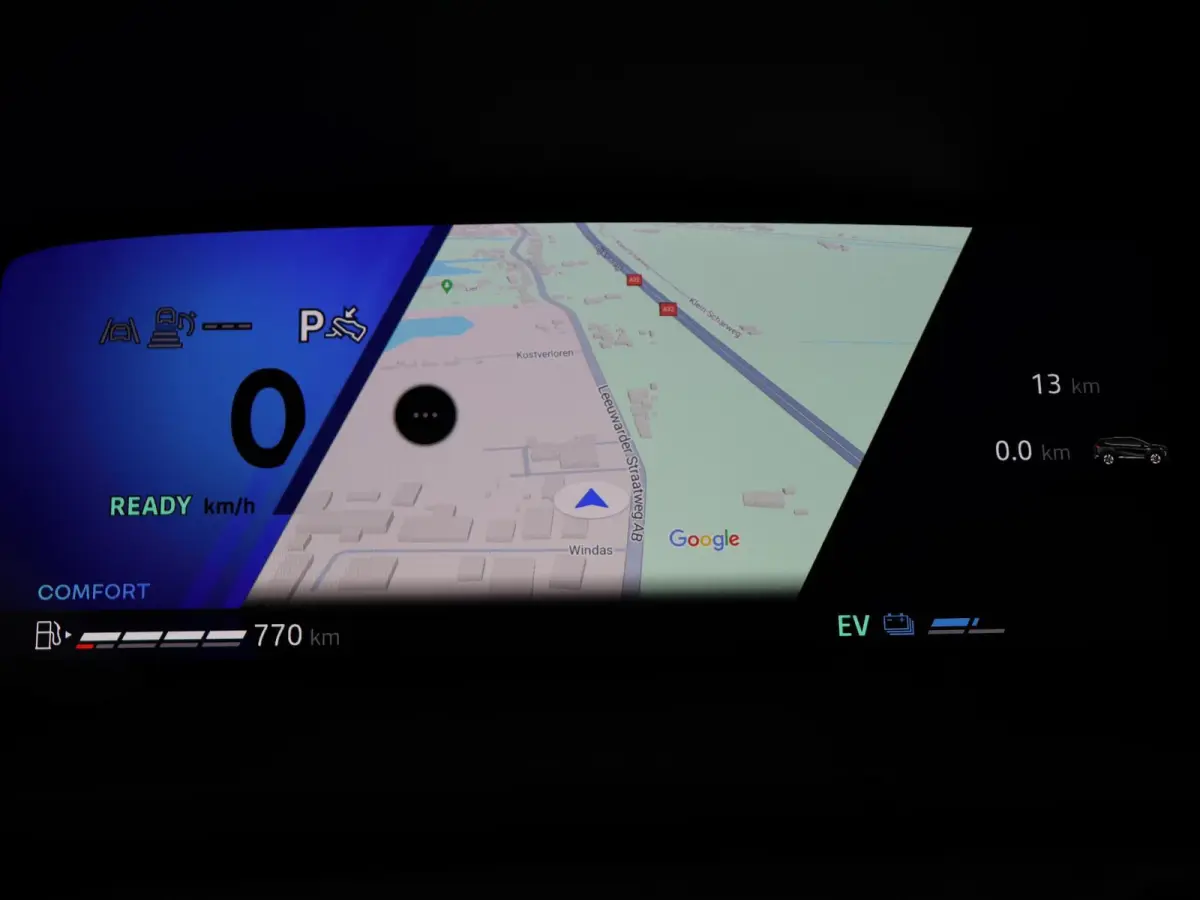 E-Tech full hybrid 160pk iconic | Vijf jaar garantie | Harman Kardon | Panoramisch vast glazen dak |