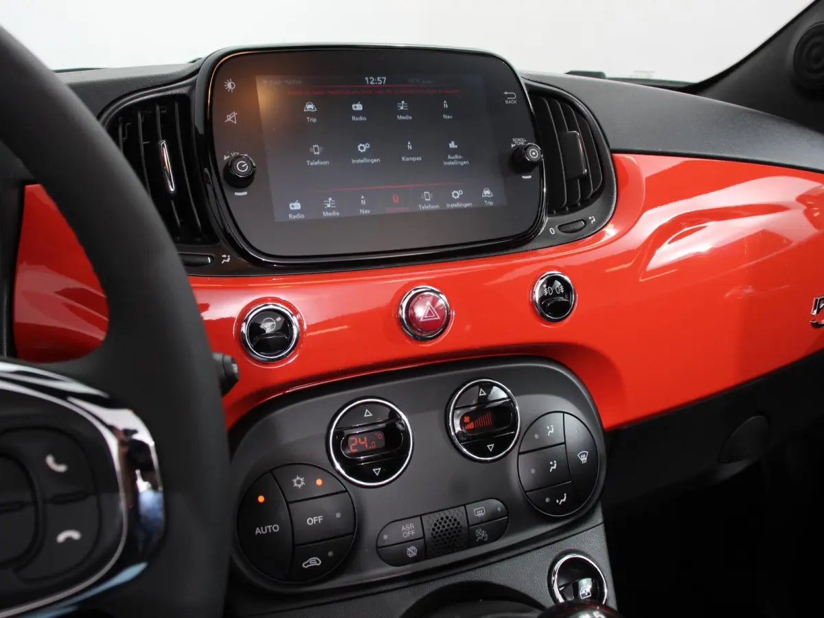 1.0 Hybrid Cabrio Navigatie Climate Control Cruise control Lichtmetalen velgen Apple Carplay/ Android Auto Navigatie Parkeersensor achter
