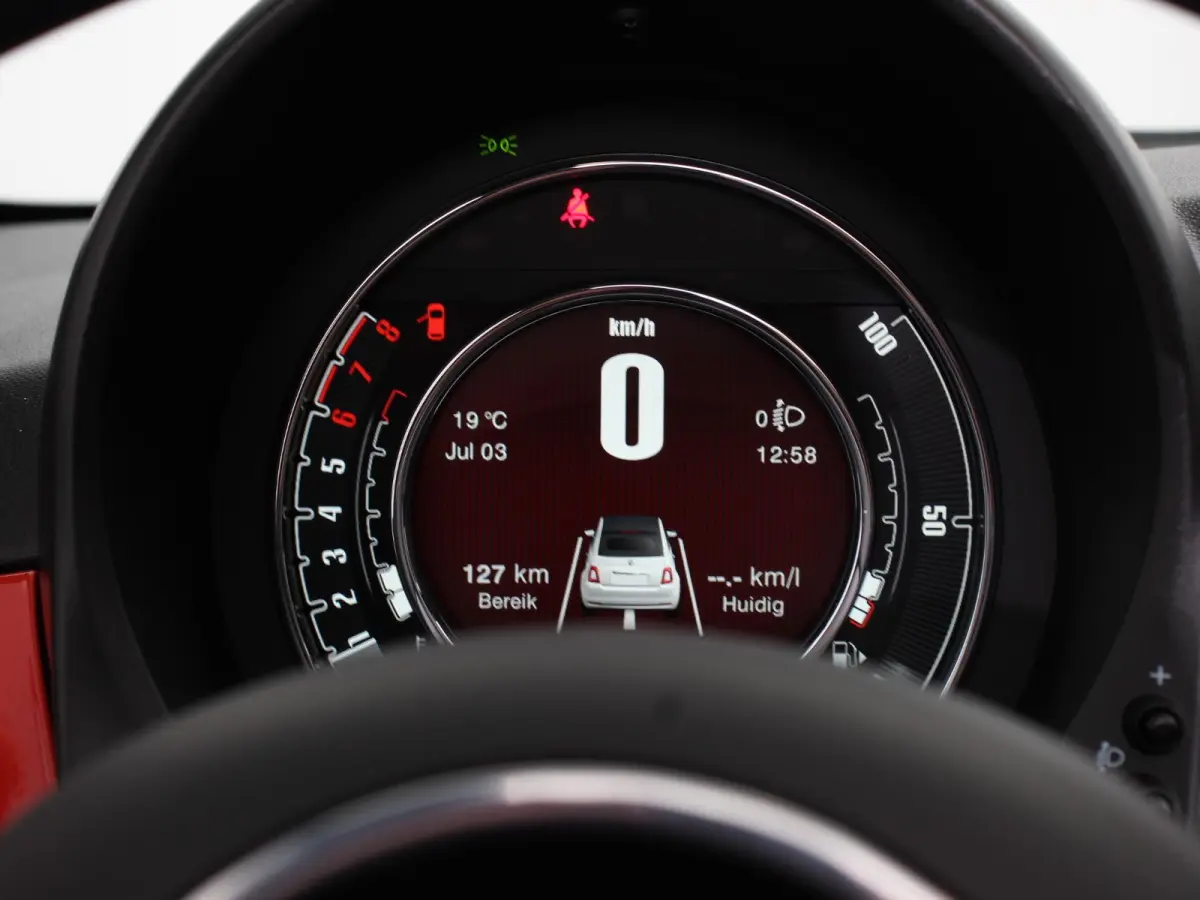 1.0 Hybrid Cabrio Navigatie Climate Control Cruise control Lichtmetalen velgen Apple Carplay/ Android Auto Navigatie Parkeersensor achter