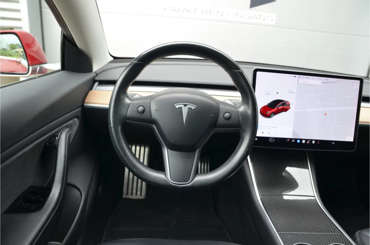 Long Range AWD 75 kWh SOH 84,5%, Trekhaak (1.000kg), AutoPilot3.0