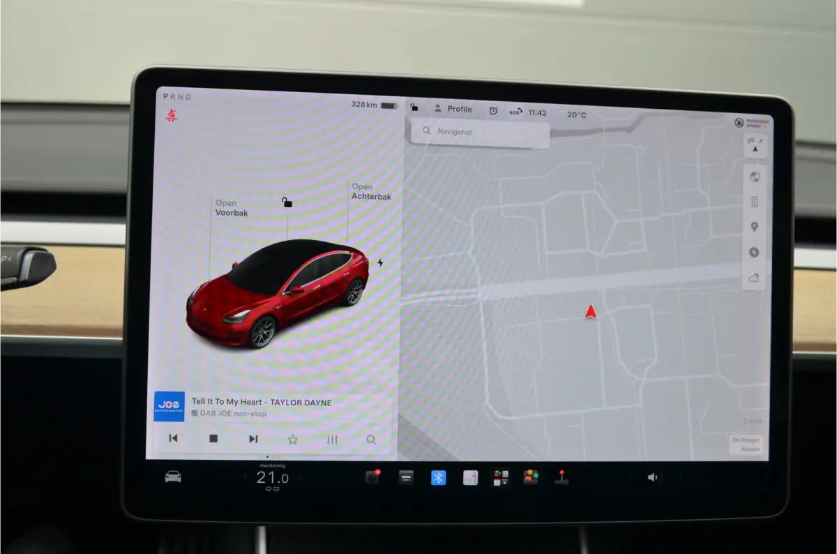 Long Range AWD 75 kWh SOH 84,5%, Trekhaak (1.000kg), AutoPilot3.0