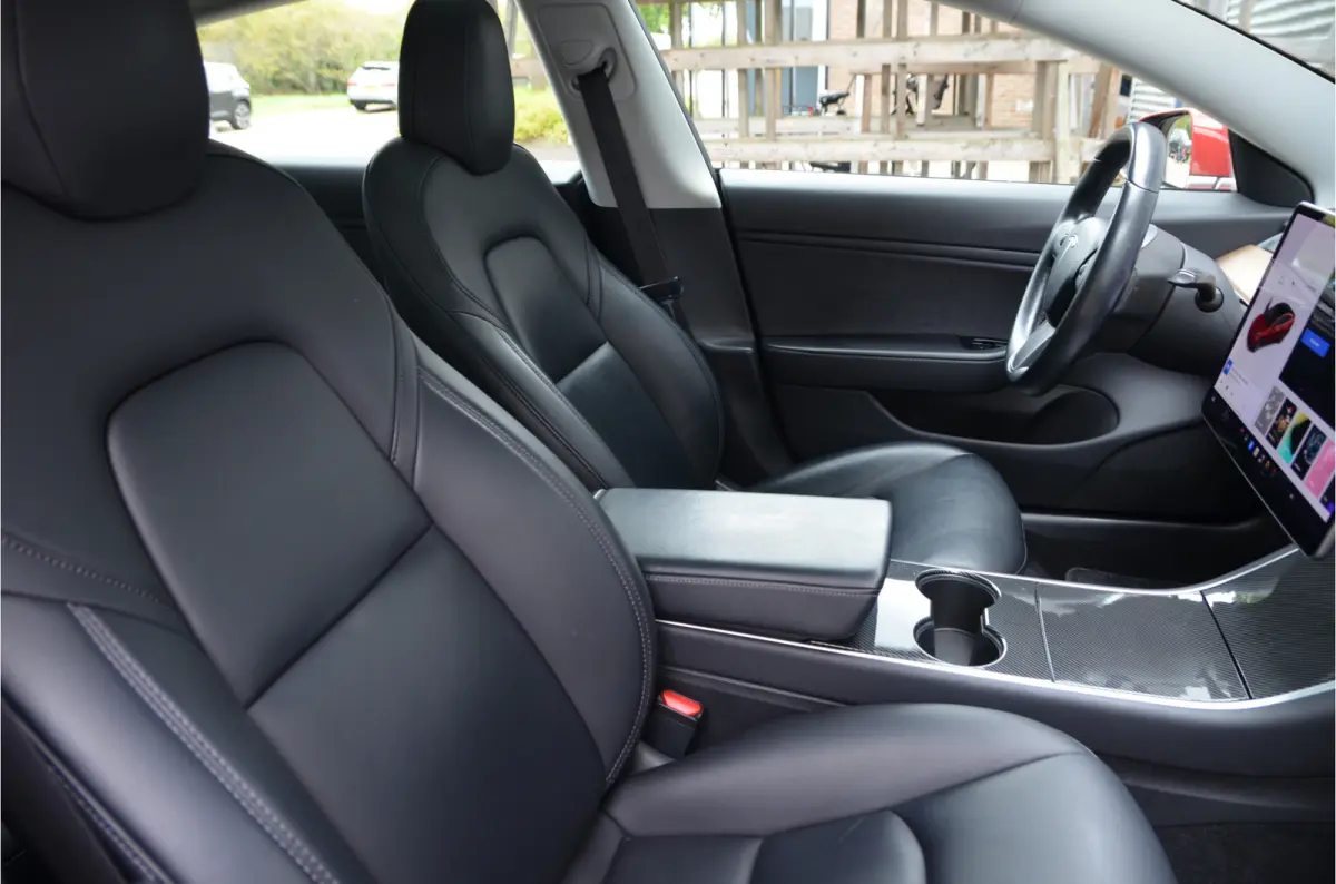 Long Range AWD 75 kWh SOH 84,5%, Trekhaak (1.000kg), AutoPilot3.0