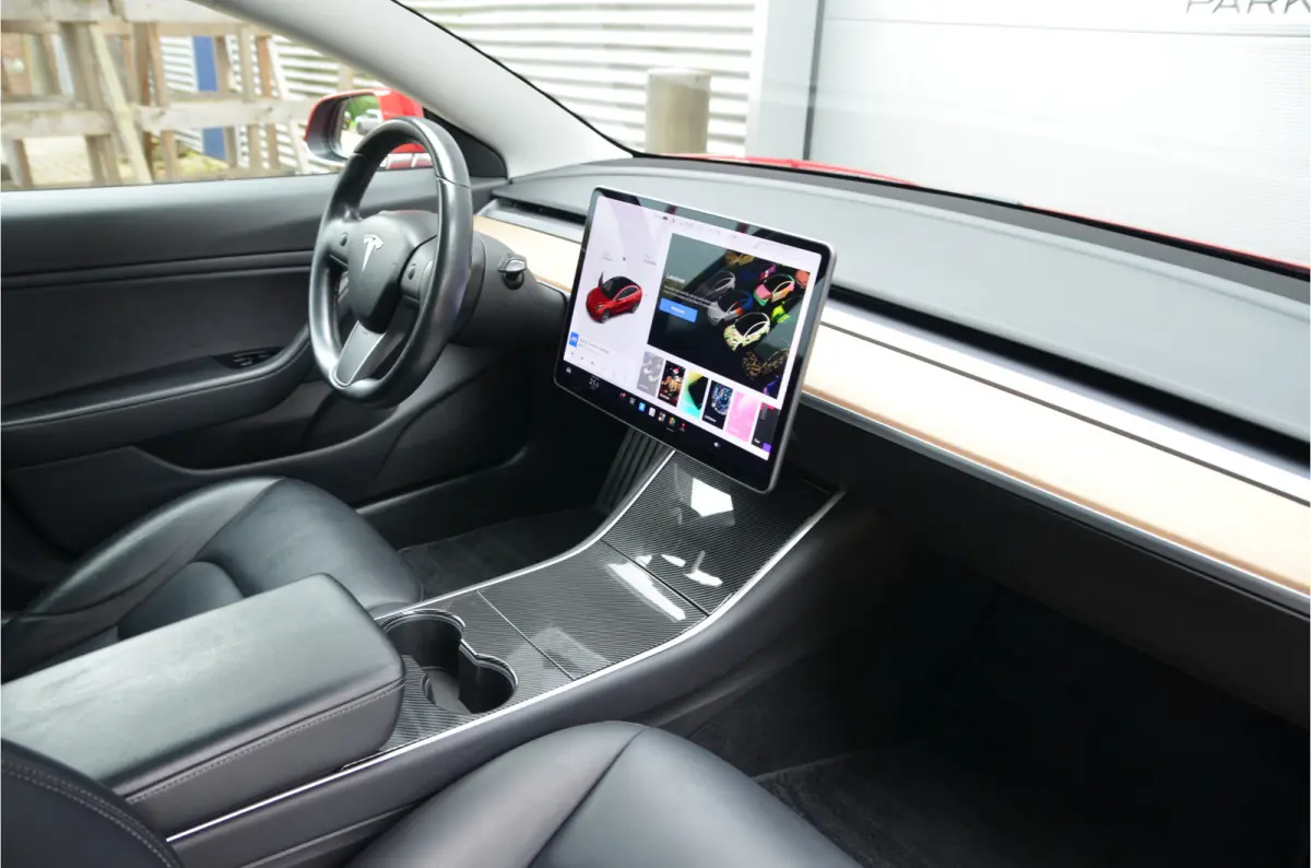 Long Range AWD 75 kWh SOH 84,5%, Trekhaak (1.000kg), AutoPilot3.0