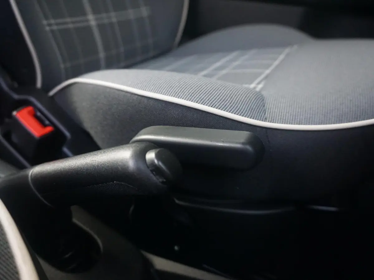 1.0 Hybrid Lounge | Pack Vision | Carplay