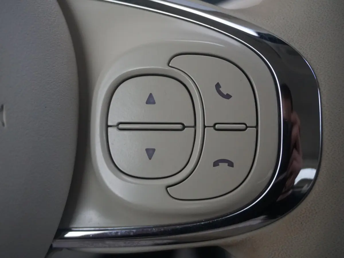1.0 Hybrid Lounge | Pack Vision | Carplay