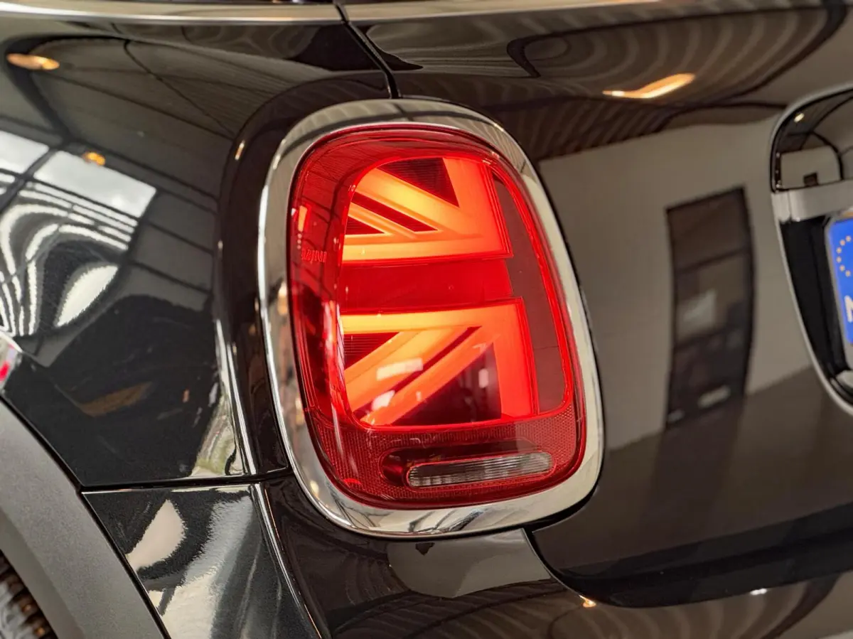 1.5 Cooper Camden Edition Automaat