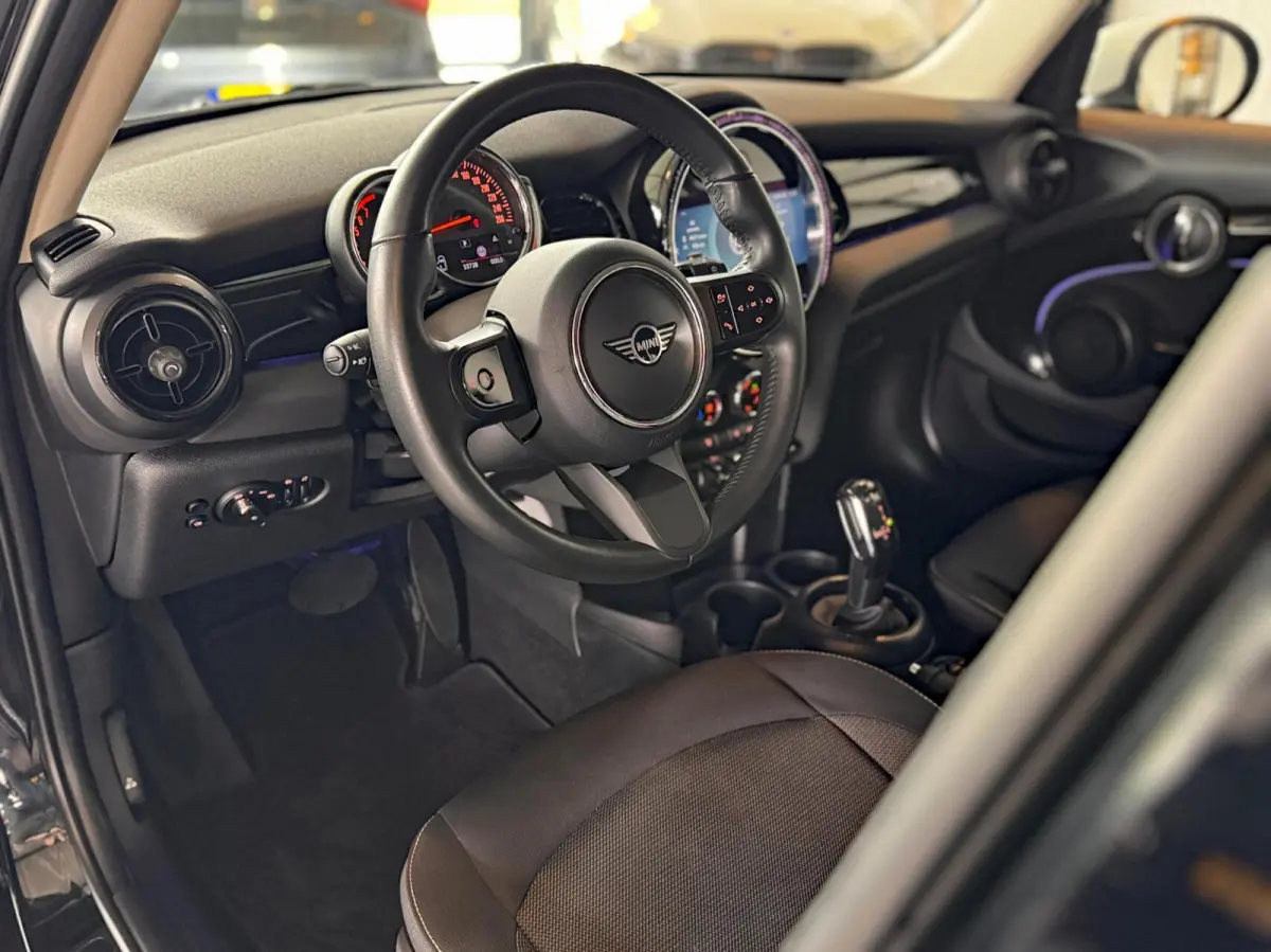 1.5 Cooper Camden Edition Automaat