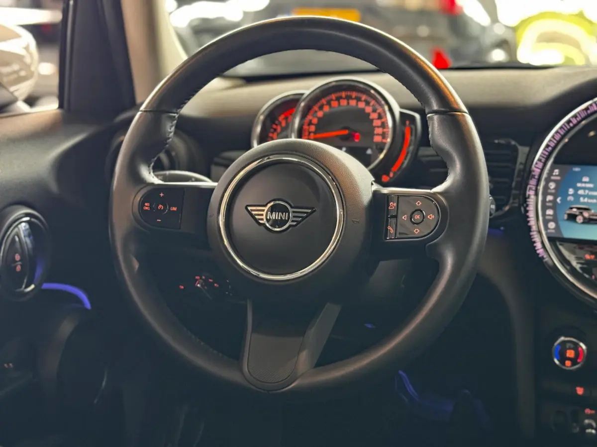 1.5 Cooper Camden Edition Automaat