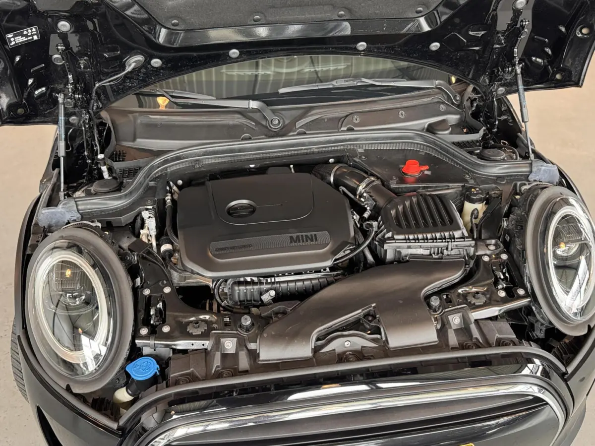 1.5 Cooper Camden Edition Automaat
