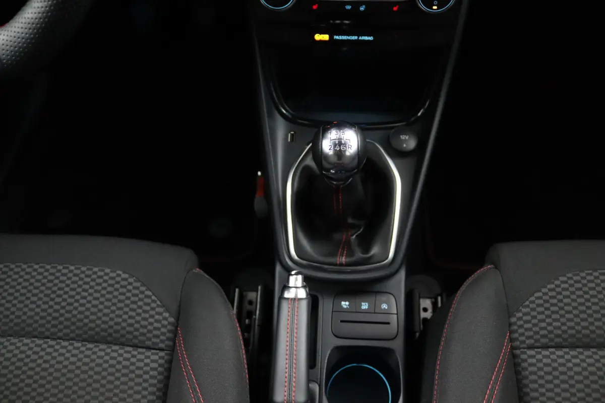 1.0 EcoBoost ST-Line | Achteruitrijcamera | Airco (automatisch) | Apple Carplay/Android Auto|telefoonintegratie premium