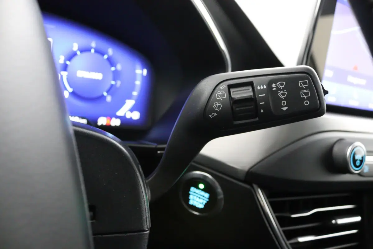 1.0 EcoBoost Titanium X Automaat | Achteruitrijcamera | Airco (automatisch) | Apple Carplay/Android Auto|telefoonintegratie premium