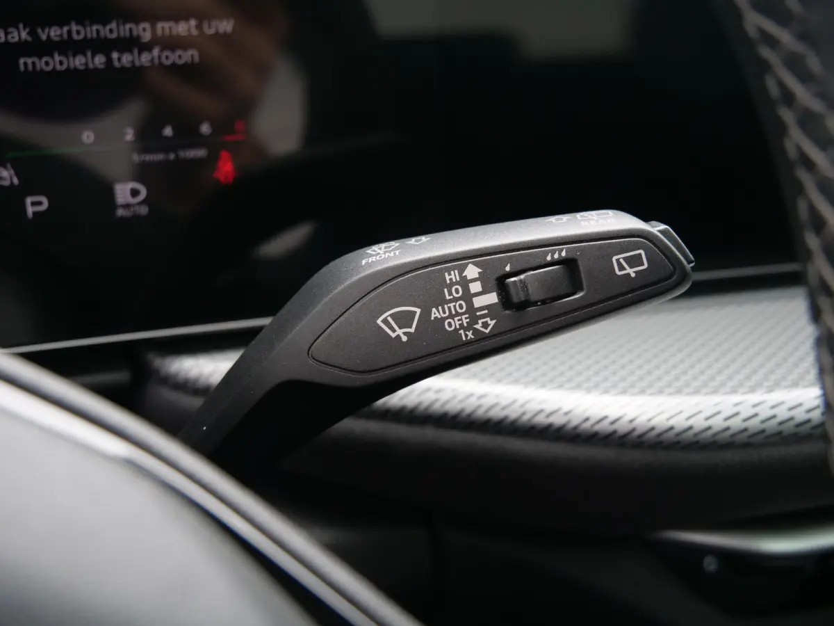 2.0 TFSI e-hybrid quattro S edition 299 Pk Automaat NIEUW MODEL Stoelverwarming / Pano-dak / Adaptive Cruise / Camera's