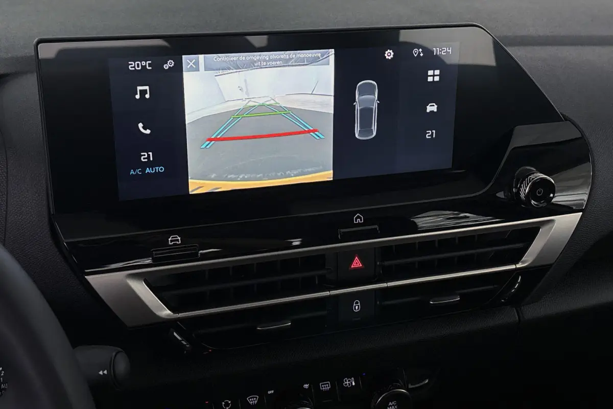 You 50 kWh SOH 100% Camera Apple CarPlay