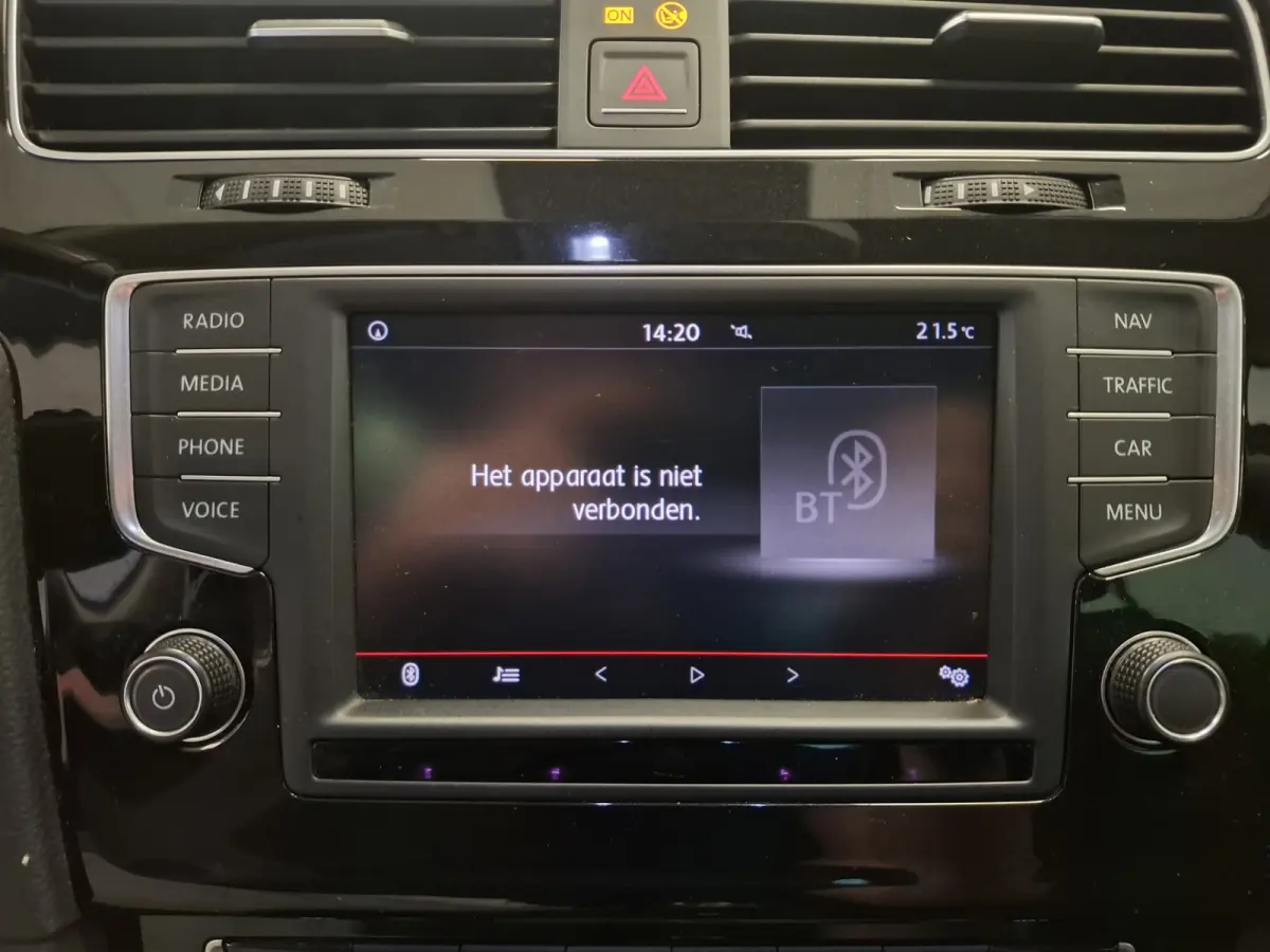 1.4 TSI Connected Series Trekhaak Massage Navi