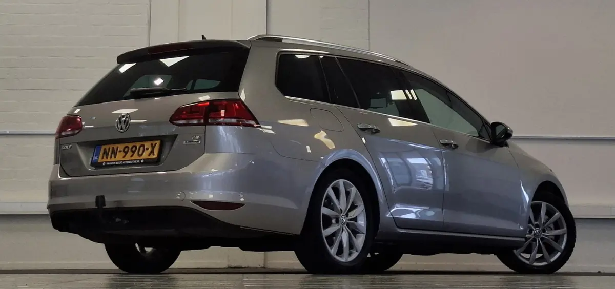 1.4 TSI Connected Series Trekhaak Massage Navi