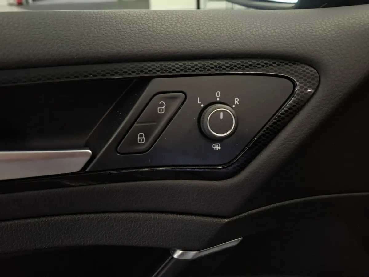 1.4 TSI Connected Series Trekhaak Massage Navi