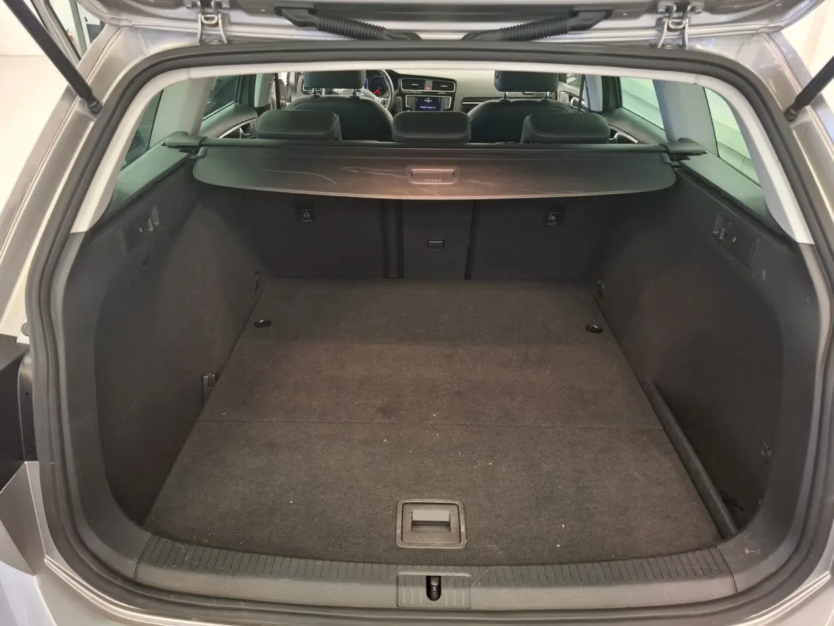 1.4 TSI Connected Series Trekhaak Massage Navi