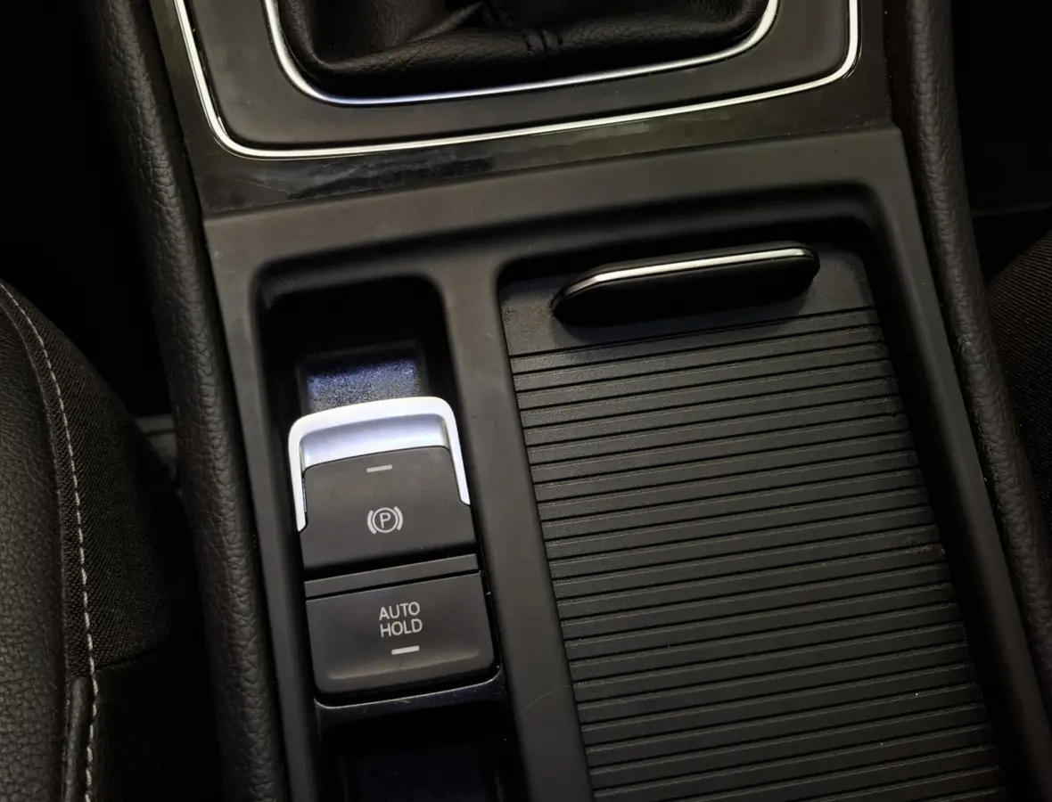 1.4 TSI Connected Series Trekhaak Massage Navi