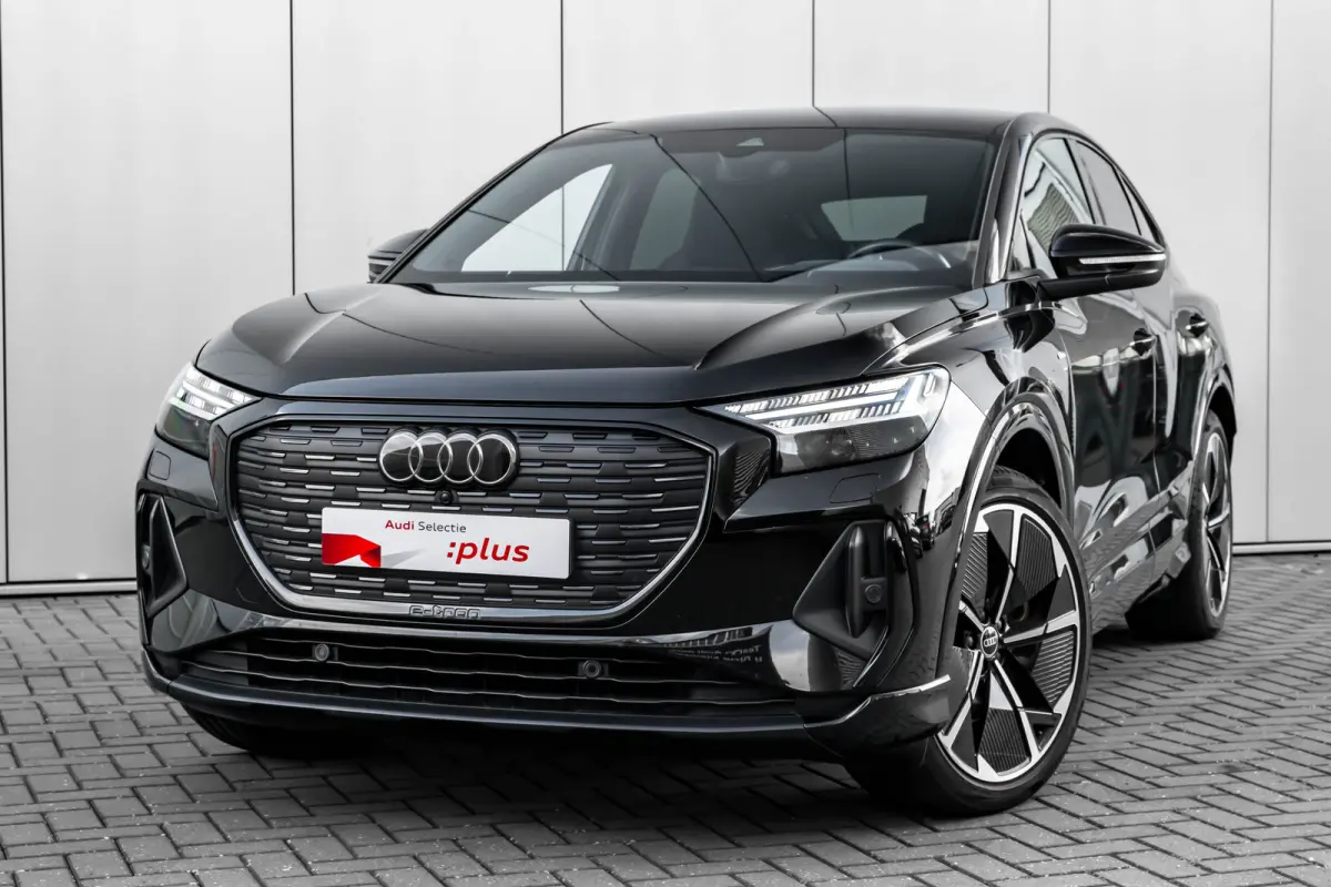 50 quattro Launch edition S Competition 77 kWh 299 PK | SONOS | Head-up | Ledere Bekleding | Sfeerverlichting | Matrix LED Koplampen