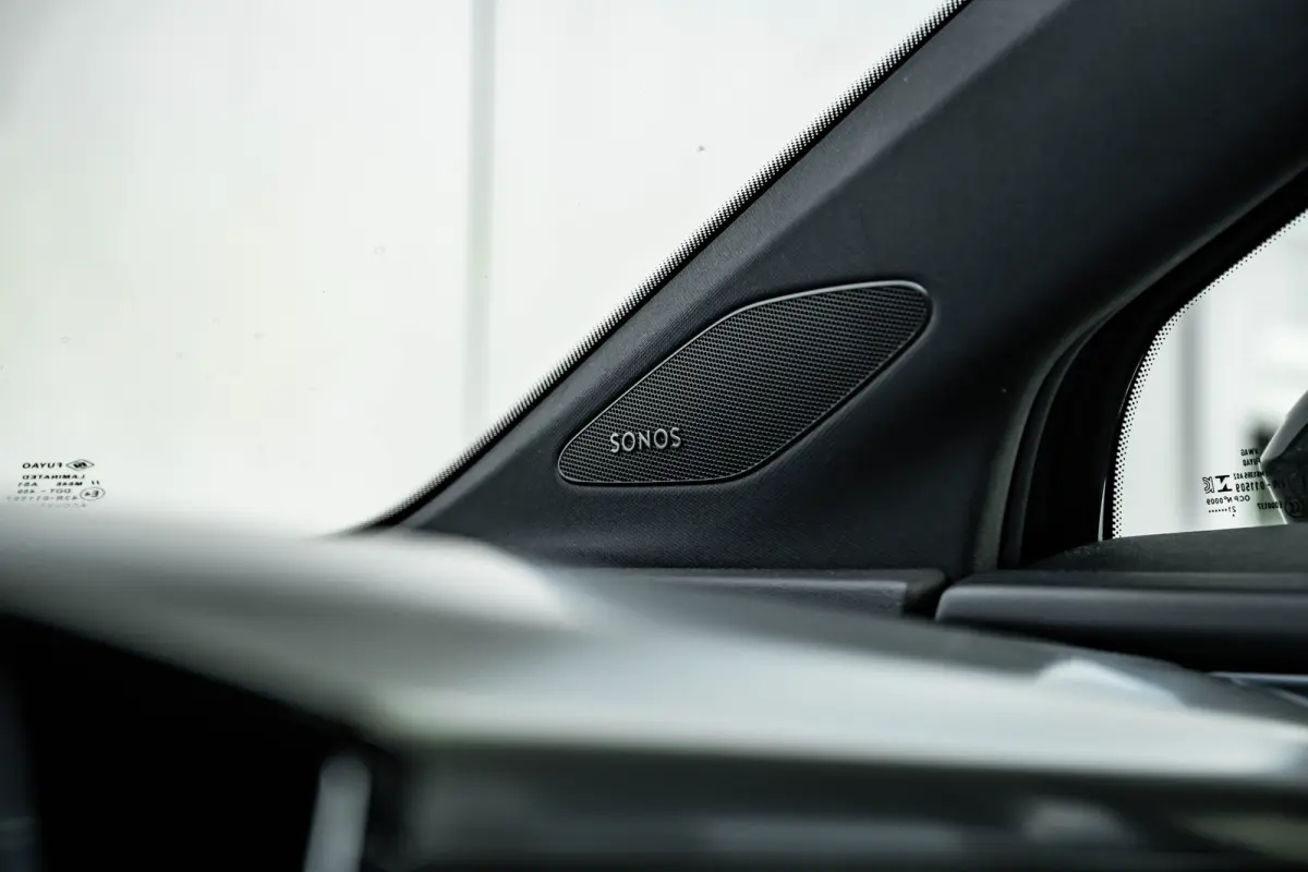 50 quattro Launch edition S Competition 77 kWh 299 PK | SONOS | Head-up | Ledere Bekleding | Sfeerverlichting | Matrix LED Koplampen
