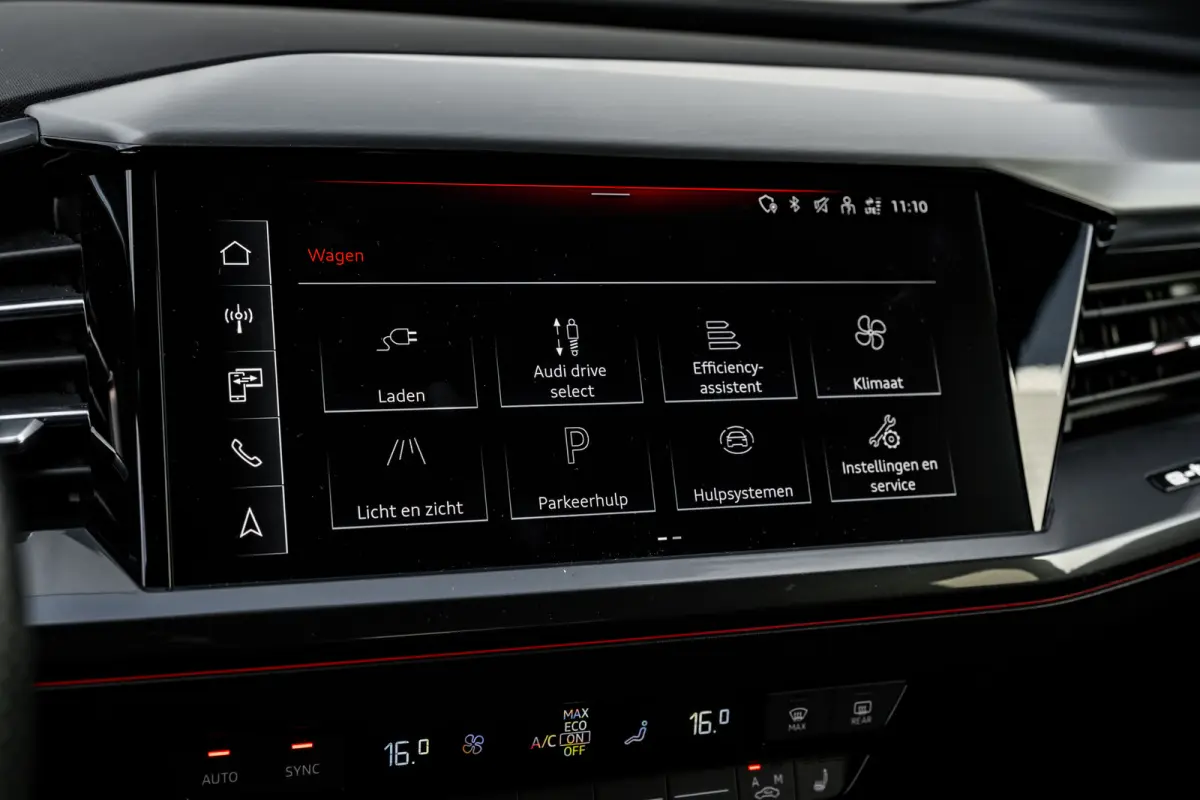 50 quattro Launch edition S Competition 77 kWh 299 PK | SONOS | Head-up | Ledere Bekleding | Sfeerverlichting | Matrix LED Koplampen