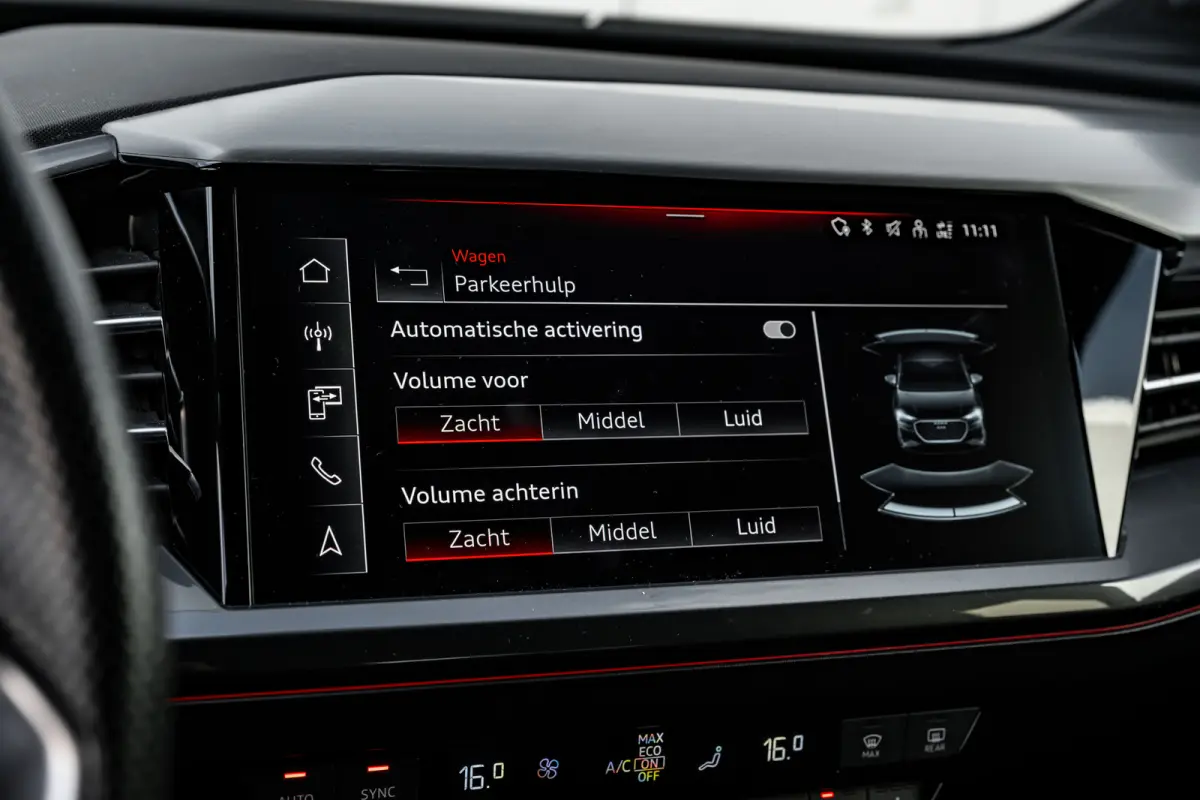 50 quattro Launch edition S Competition 77 kWh 299 PK | SONOS | Head-up | Ledere Bekleding | Sfeerverlichting | Matrix LED Koplampen