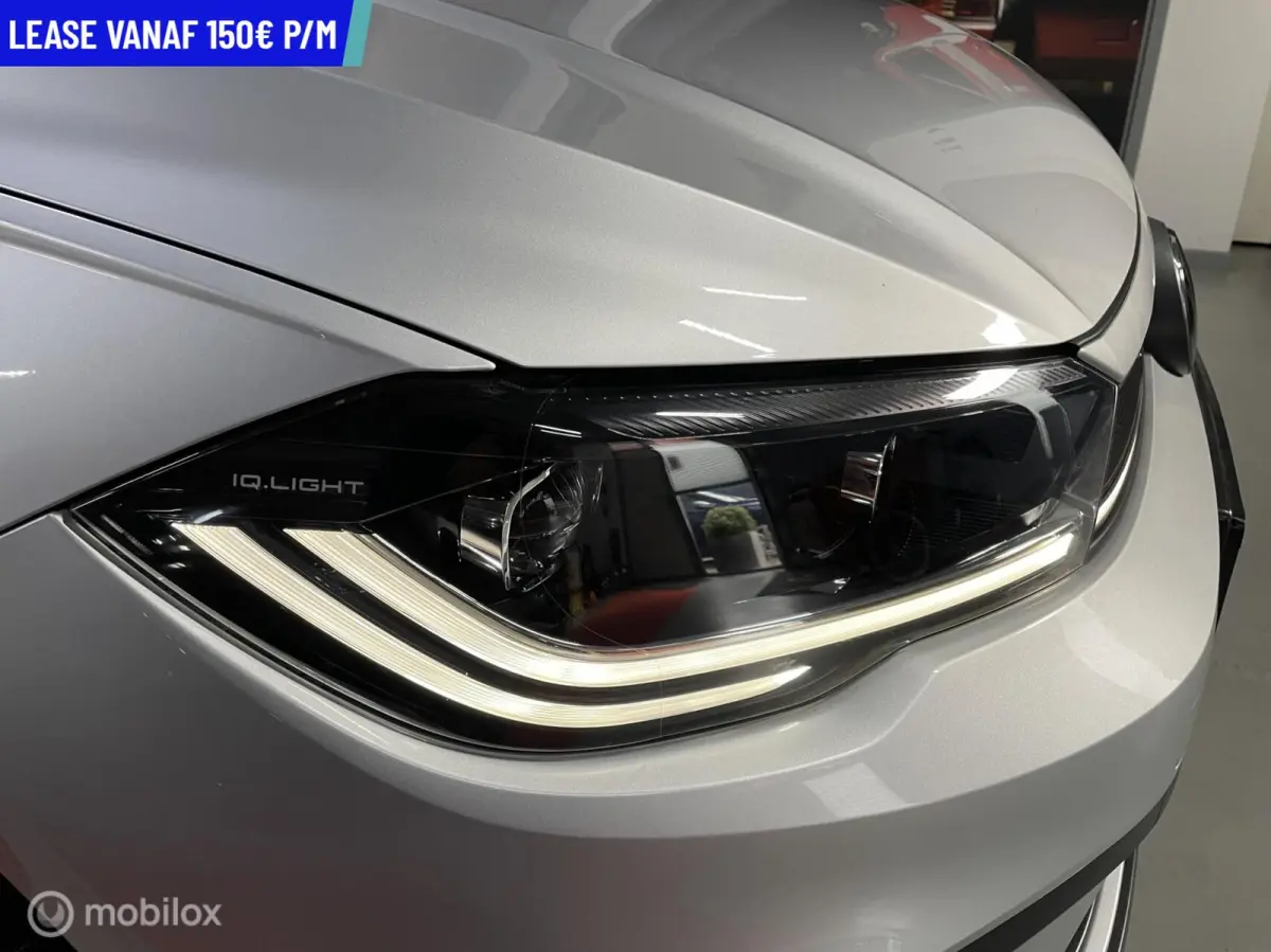 1.0 TSI R-LINE DSG NACI CRUISE CARPLAY LED XENON VEEL OPTIES 7100km!! IQ Light LED