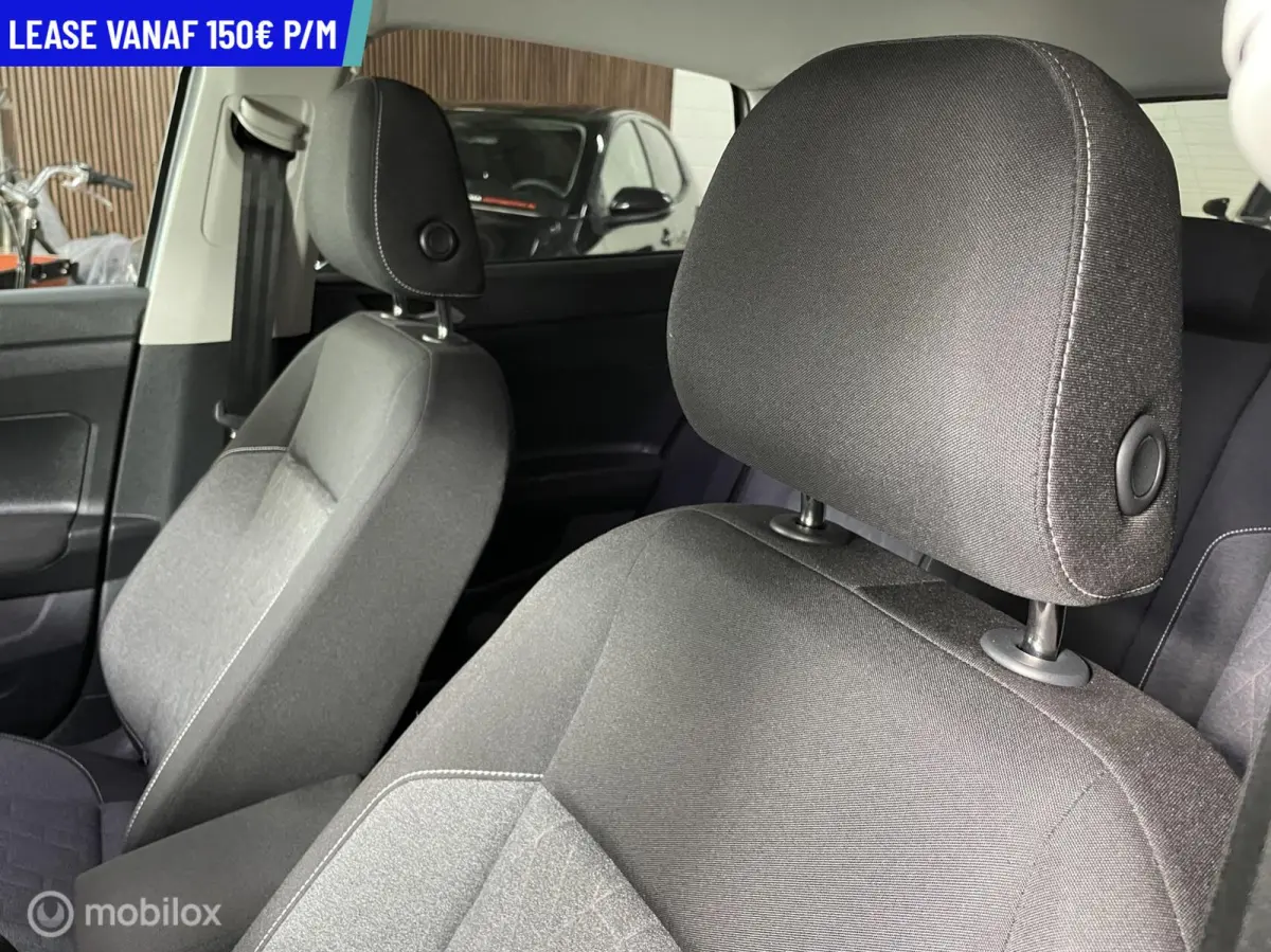 1.0 TSI R-LINE DSG NACI CRUISE CARPLAY LED XENON VEEL OPTIES 7100km!! IQ Light LED