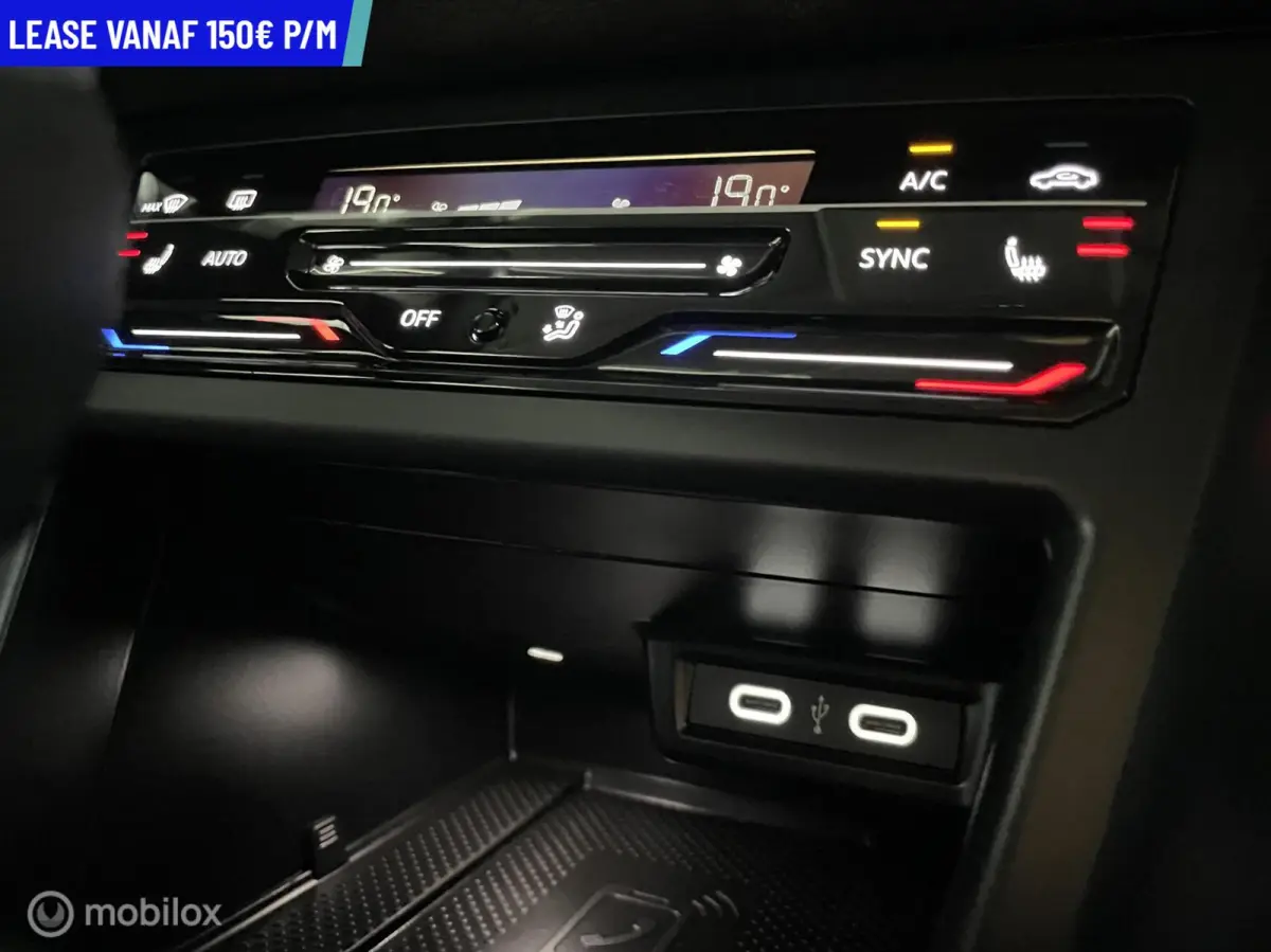 1.0 TSI R-LINE DSG NACI CRUISE CARPLAY LED XENON VEEL OPTIES 7100km!! IQ Light LED