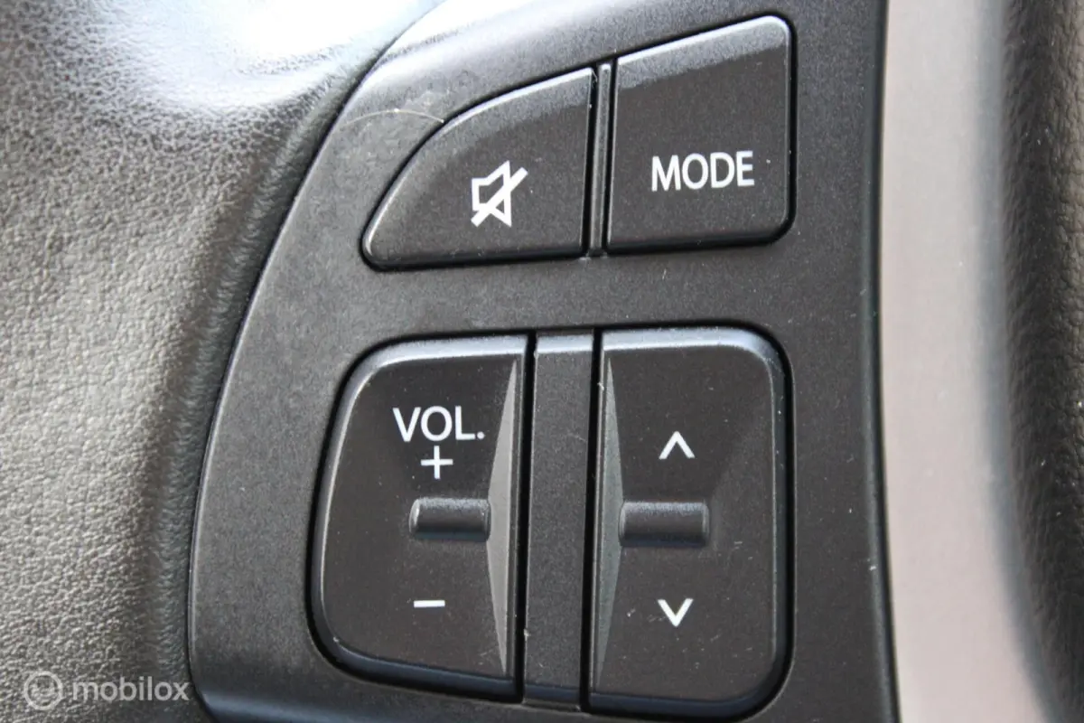 1.0 Boosterjet Select Automaat, Donker glas, Navigatie, App connect, Cruise, Clima, Pdc + Camera, Wit metallic