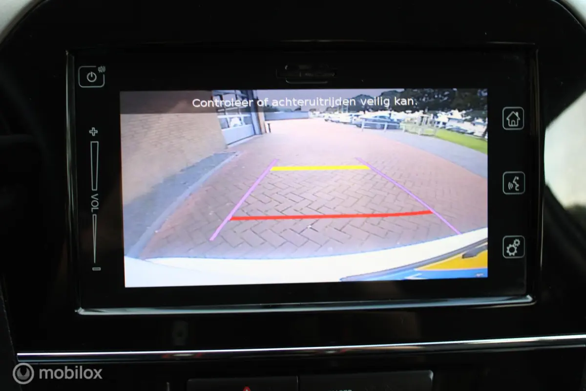1.0 Boosterjet Select Automaat, Donker glas, Navigatie, App connect, Cruise, Clima, Pdc + Camera, Wit metallic