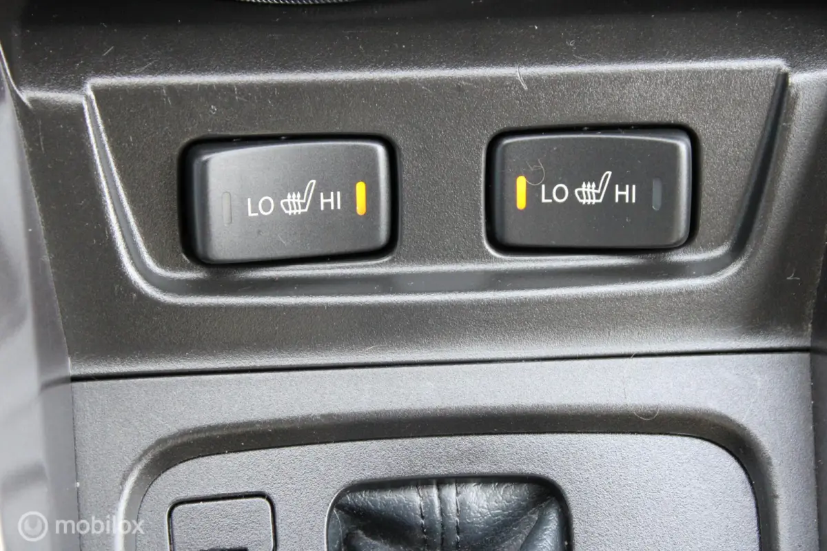 1.0 Boosterjet Select Automaat, Donker glas, Navigatie, App connect, Cruise, Clima, Pdc + Camera, Wit metallic