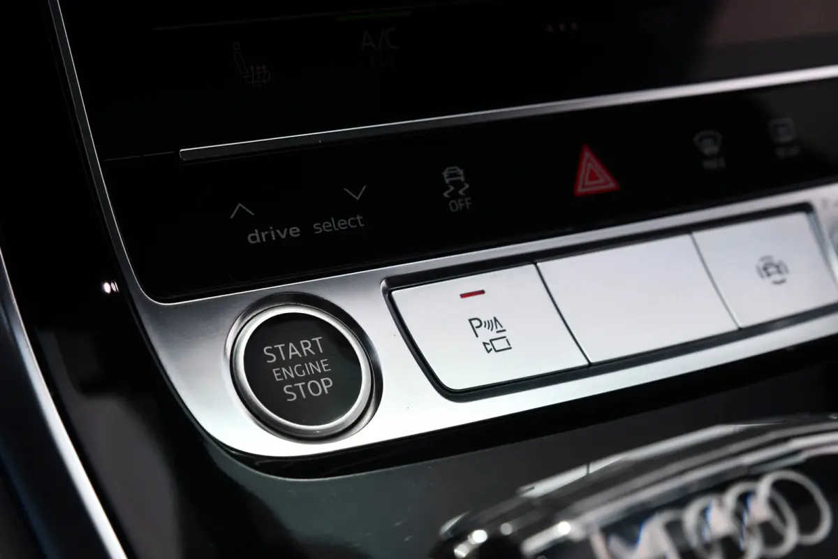 55 TFSI e quattro S-Line, SQ7 look, Sterrenhemel, B&O, Memory, Pano!