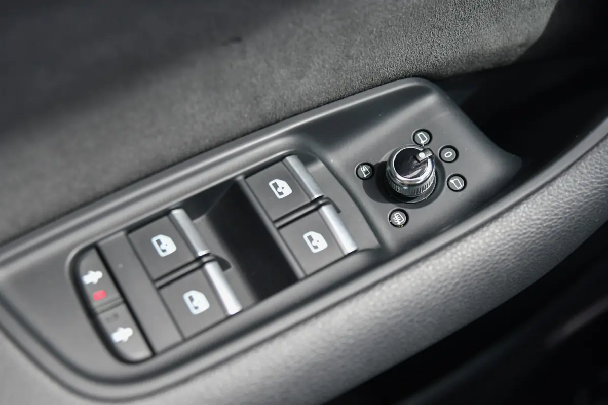 55 TFSI e quattro S-Line, SQ7 look, Sterrenhemel, B&O, Memory, Pano!