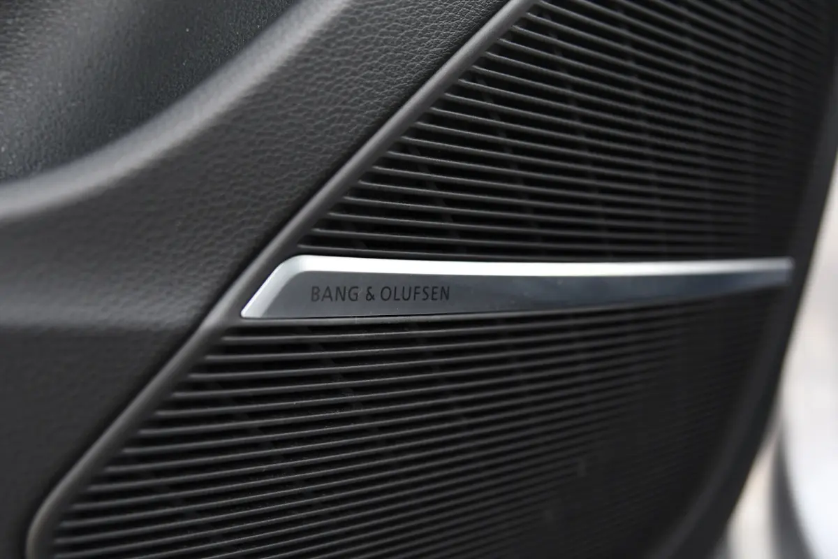 55 TFSI e quattro S-Line, SQ7 look, Sterrenhemel, B&O, Memory, Pano!