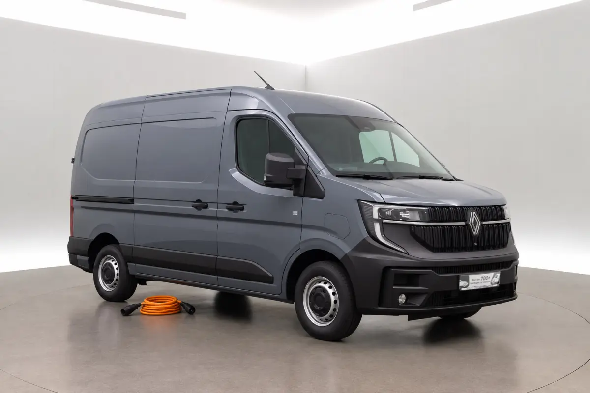 87 kWh Long Range L2H2 | NIEUW | Clima | Carplay | 2500kg Trekgew. | Camera | 3 Zits | LED | Parkeersens.