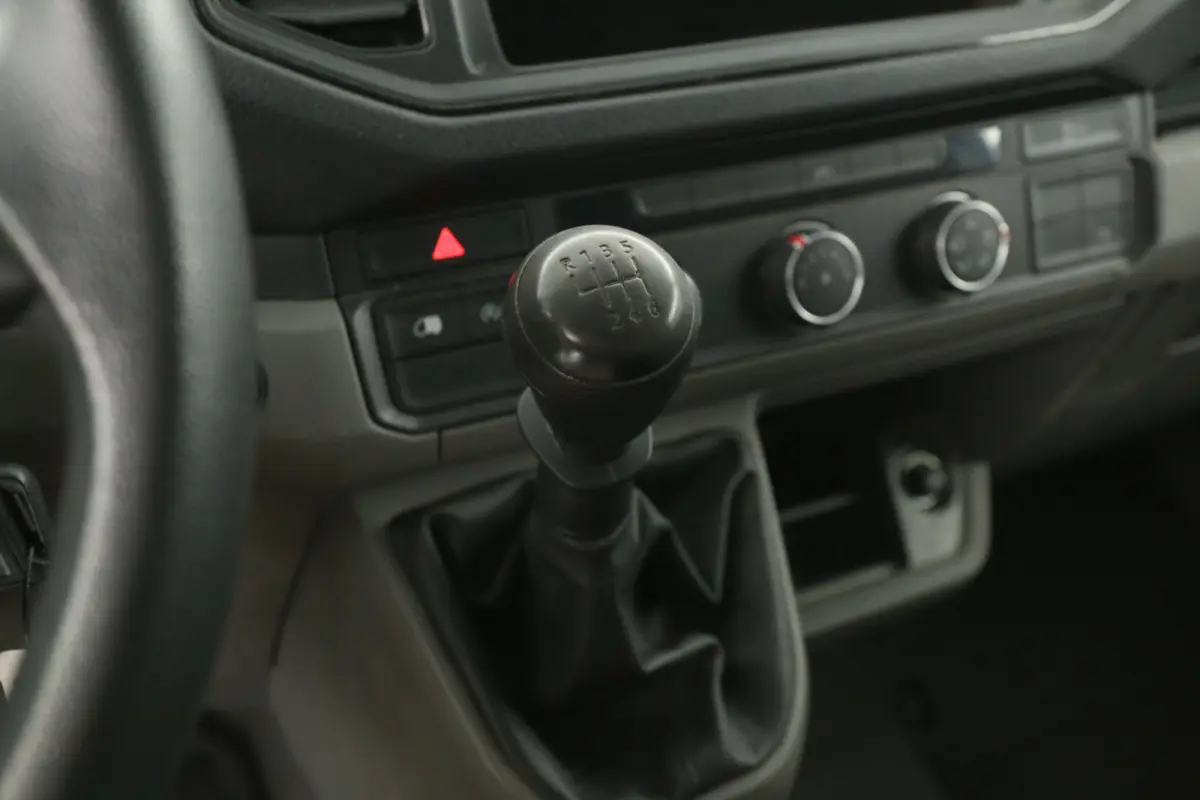 2.0 TDI 177PK L3H2 | 3000KG Trekgew. | Trekhaak | Airco | Cruise | Carplay | 2xSchuifdeur